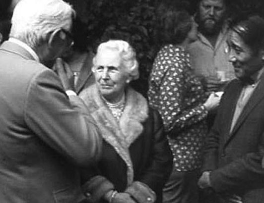 Jeanne de Salzmann attending a function of Annie Lou Staveley's in Oregon Jeanne de Salzmann attending a function of Annie Lou Staveley's in Oregon